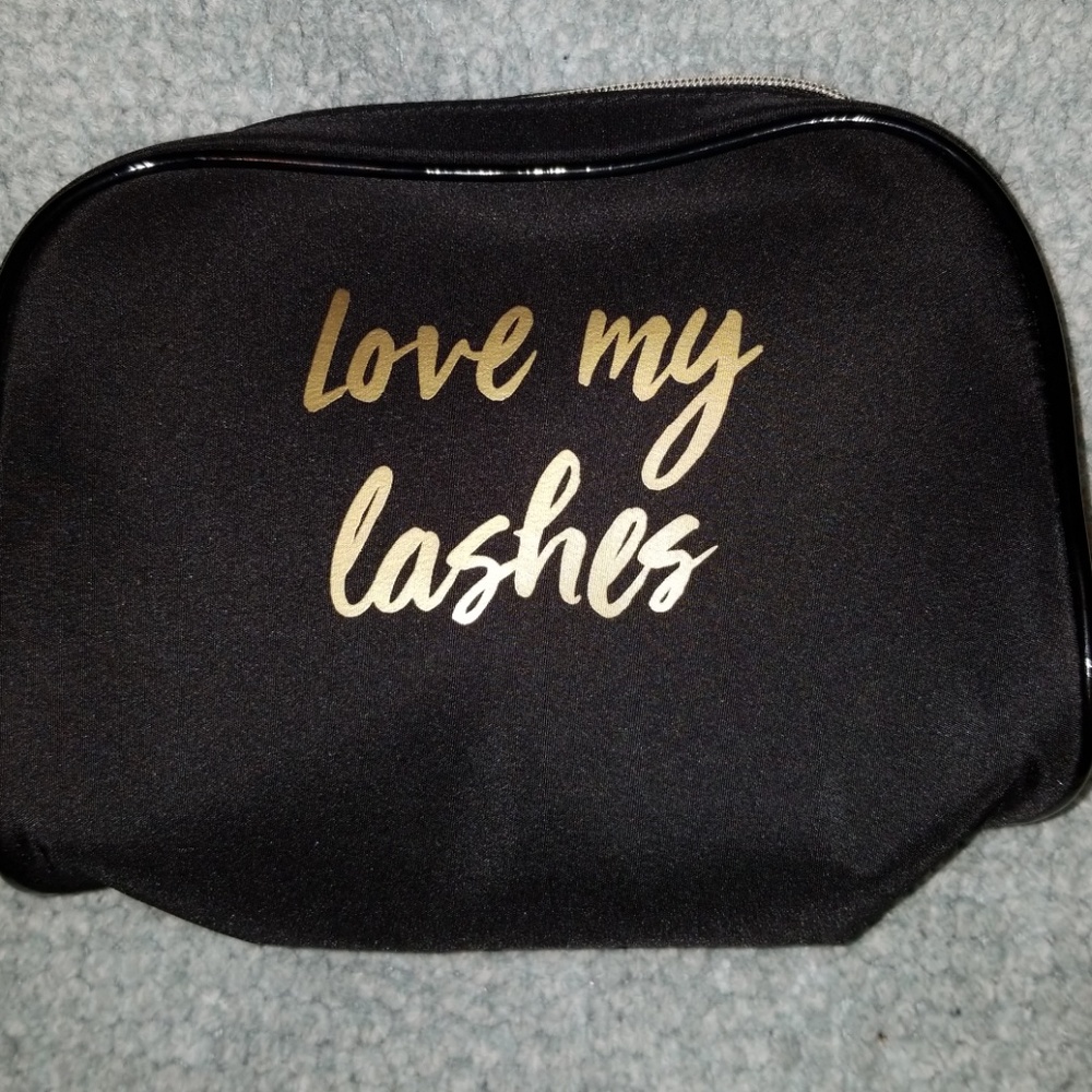 NEW! Lancome "LOVE MY LASHES" makeup case